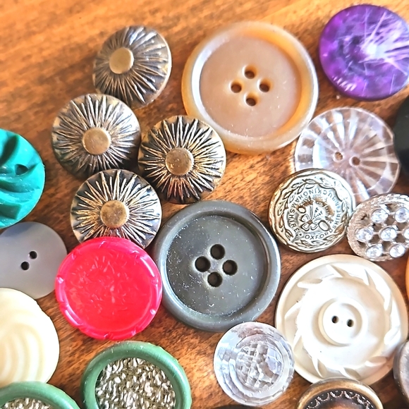 Vintage estate button lot gorgeous variety many sets crafters sewing lot - Picture 7 of 10